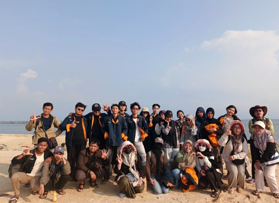 Tridharma Arsitektur UPN: Wisata Berkelanjutan Gili Ketapang